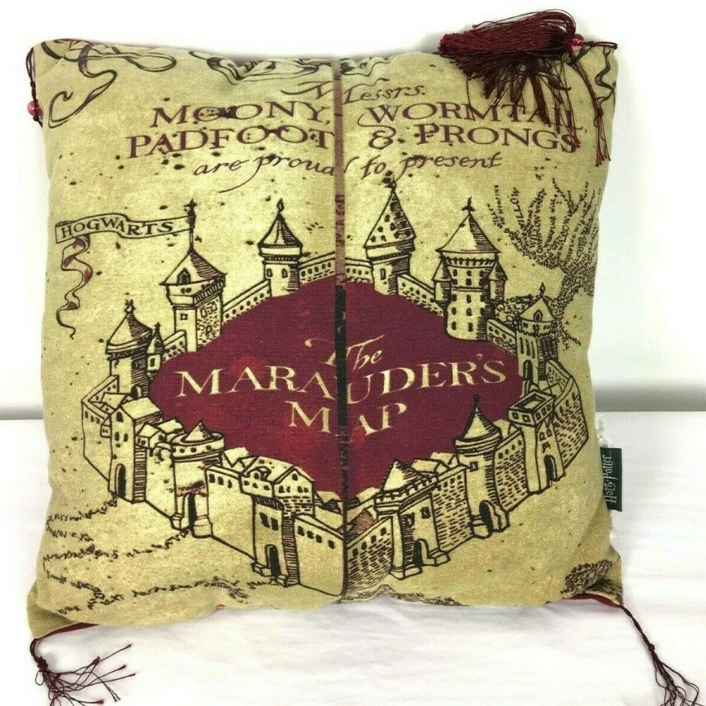 Harry Potter vintage COLLECTIBLE decorative pillow